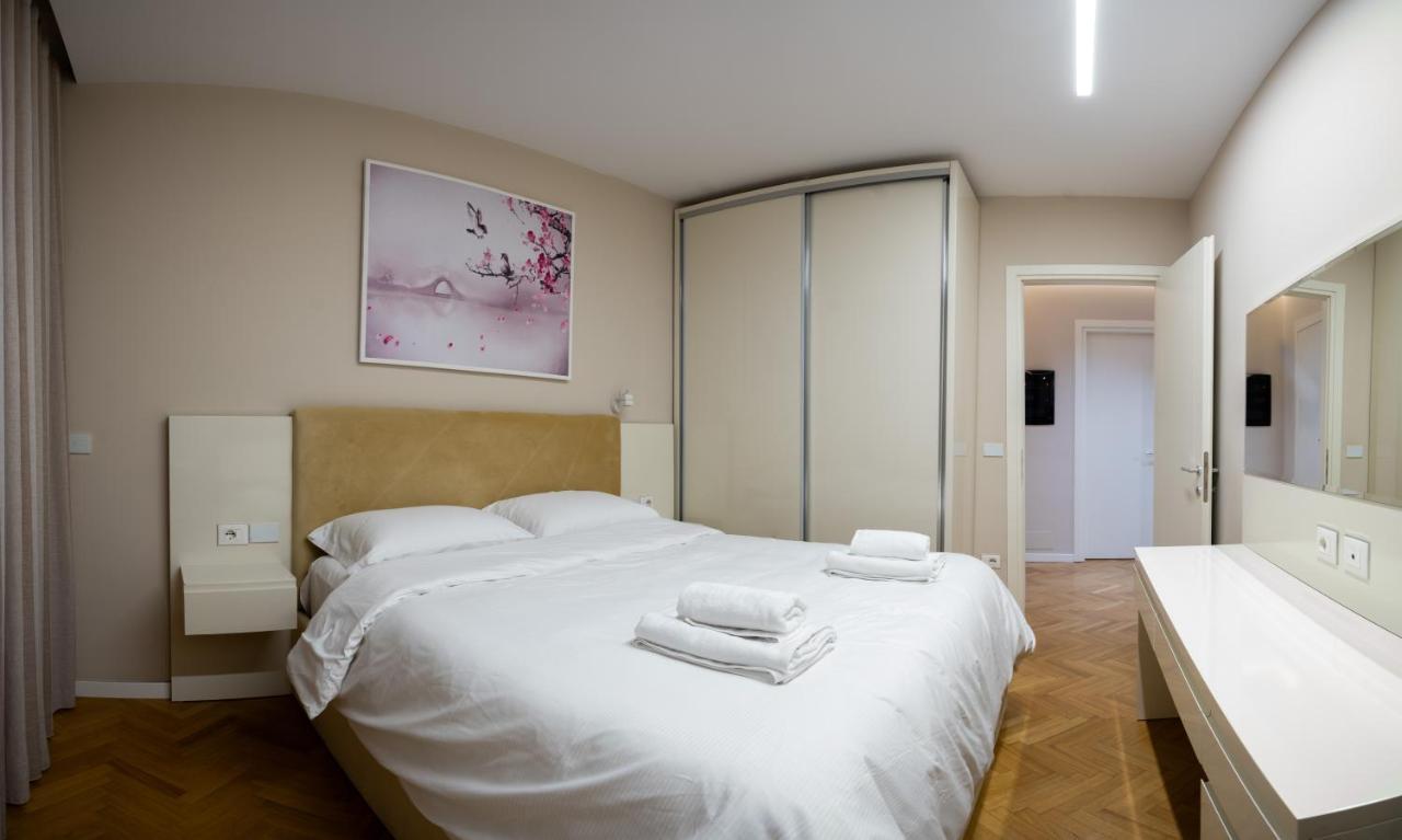Center Tirana Liv Apartment Екстериор снимка