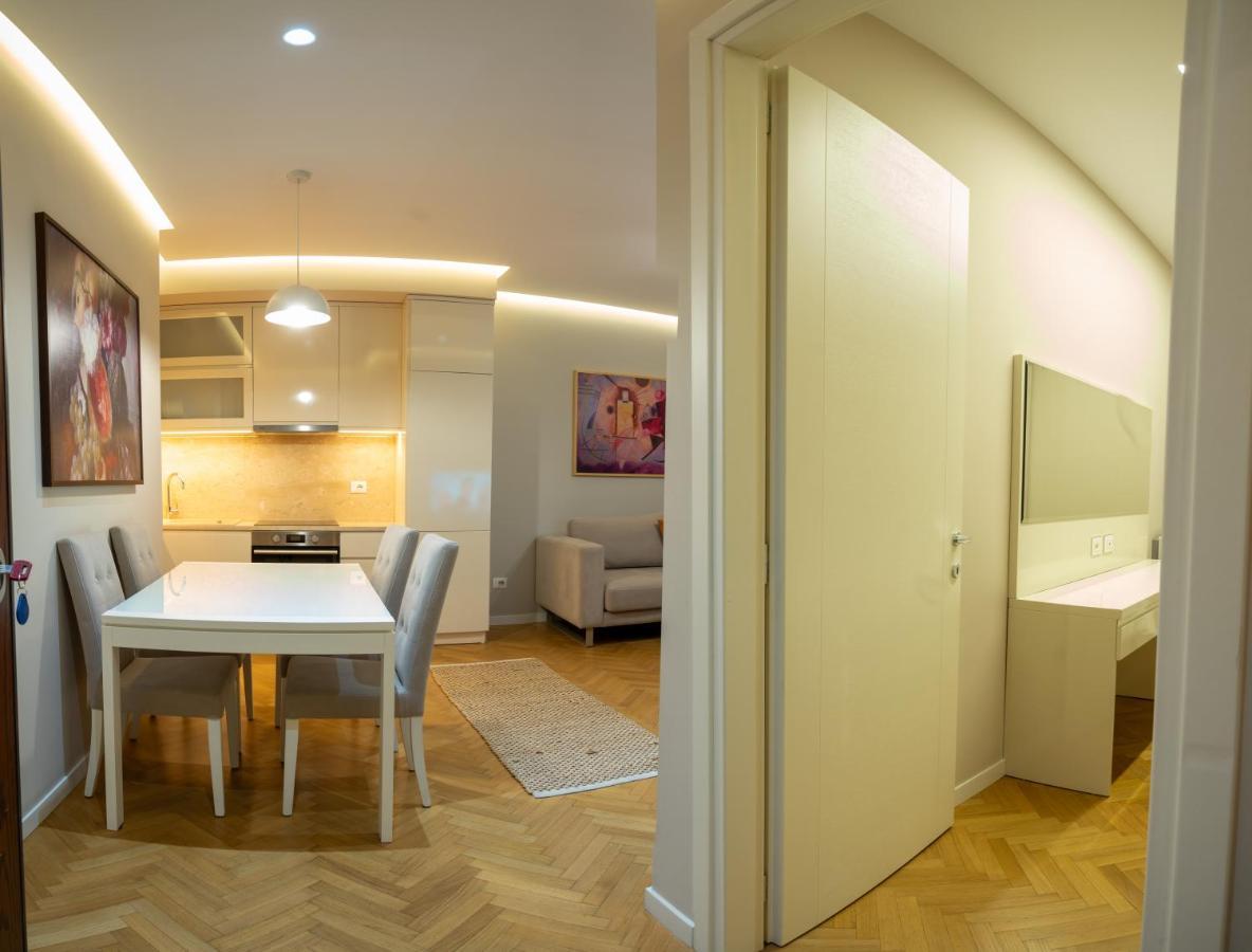 Center Tirana Liv Apartment Екстериор снимка